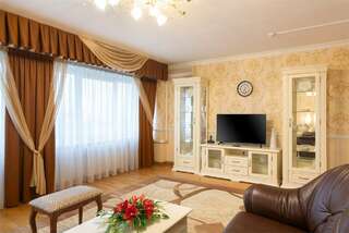 Гостиница МосУз центр Москва Номер-студия с кроватью размера «king-size»-1