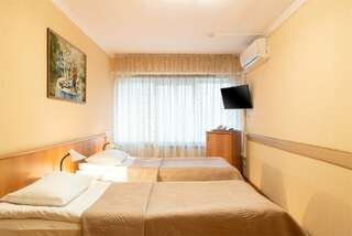 Гостиница МосУз центр Москва Стандартный семейный номер-4